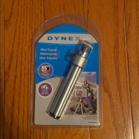 DYNEX MINI TRIPOD